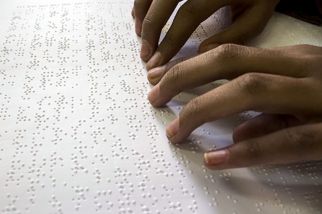 پیگیری رمز پویا برای نابینایان پیگیری رمز پویا برای نابینایان