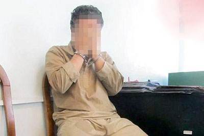 کلاهبردار میلیاردی، زیر تختخواب دستگیر شد (+عکس)