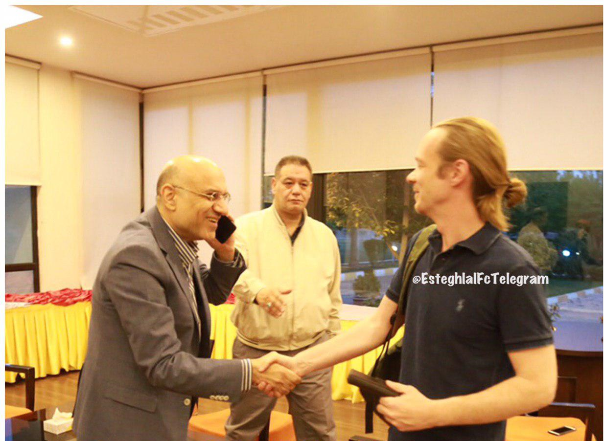 حضور پسر شفر در اردوی استقلال