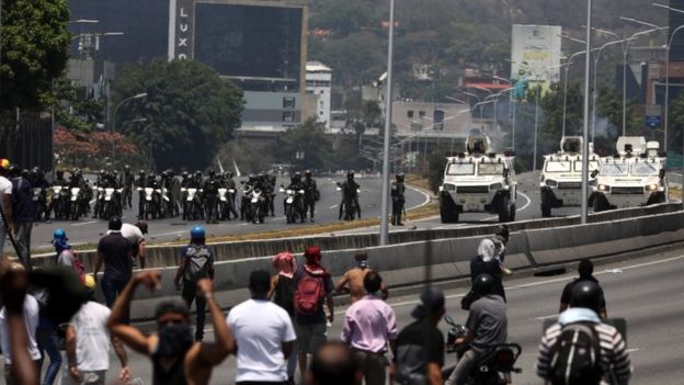 پومپئو: 'مادورو آماده ترک ونزوئلا شده بود اما روسیه نگذاشت'