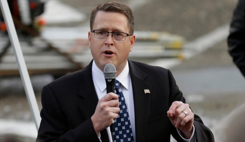 سیاستمدار آمریکایی از طرفدارانش خواست برای «جنگ داخلی» آماده شوند سیاستمدار آمریکایی از طرفدارانش خواست برای «جنگ داخلی» آماده شوند