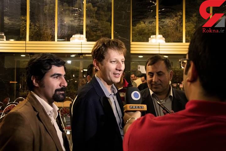 جعبه‌سیاه زنجانی، آب به نفت می‌بست