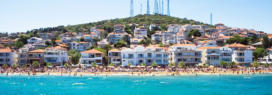 مقایسه سفر تور استانبول و تور آنتالیا، کدام را انتخاب کنیم؟ مقایسه سفر تور استانبول و تور آنتالیا، کدام را انتخاب کنیم؟