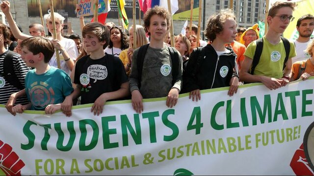 ادامه اعتراضات جهانی جوانان برای تغییرات اقلیمی ادامه اعتراضات جهانی جوانان برای تغییرات اقلیمی
