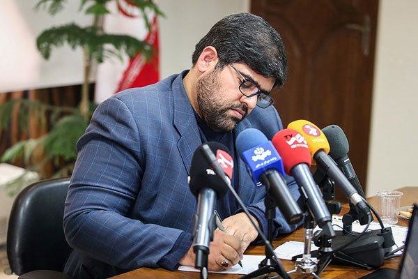 اخراج مدیر شبکه 5 سیما / واکنش به توهین مداح اخراج مدیر شبکه 5 سیما / واکنش به توهین مداح