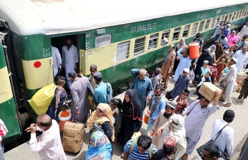 تعطیلات 4 روزه عید فطر در پاکستان تعطیلات 4 روزه عید فطر در پاکستان