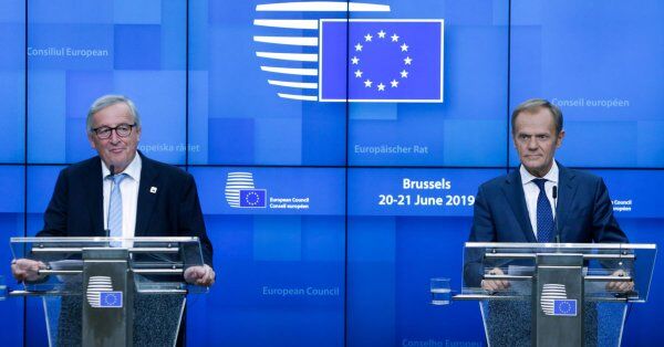 سران اروپایی در انتخاب رهبران اتحادیه اروپا ناکام ماندند سران اروپایی در انتخاب رهبران اتحادیه اروپا ناکام ماندند