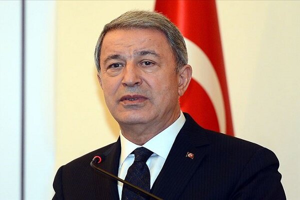 آنکارا: ترکیه با خرید اس-۴۰۰ ناتو را تَرک نمی‌کند