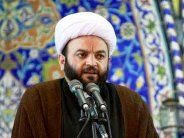امام جمعه موقت ساری خطاب انگلیس: با دم شیر بازی نکنید امام جمعه موقت ساری خطاب انگلیس: با دم شیر بازی نکنید
