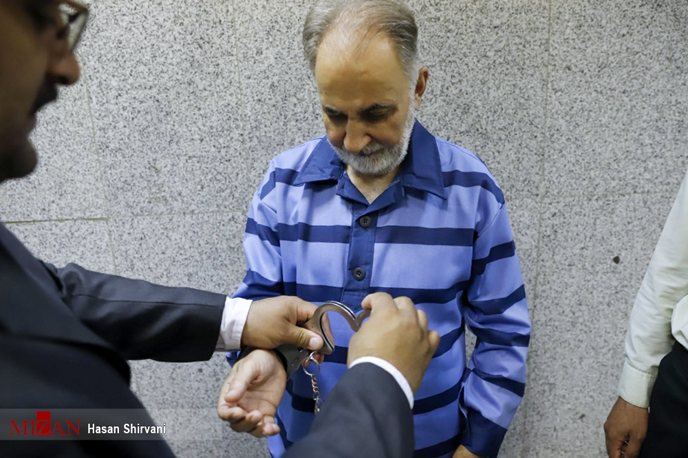 محاکمه علنی نجفی به اتهام قتل همسر (+فیلم و عکس) محاکمه علنی نجفی به اتهام قتل همسر (+فیلم و عکس)