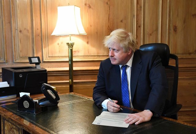 کناره گیری 3 وزیر انگلیس، با نخست وزیری جانسون کناره گیری 3 وزیر انگلیس، با نخست وزیری جانسون