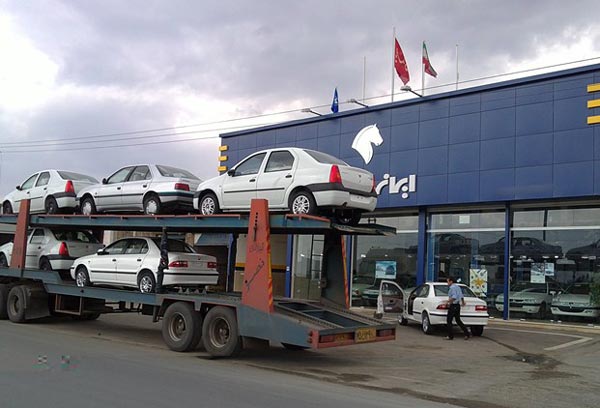 ایران خودرو روز گذشته 3 هزار خودرو به مشتریان تحویل داد/ تحویل 20 هزار خودرو تا 2 شهریور