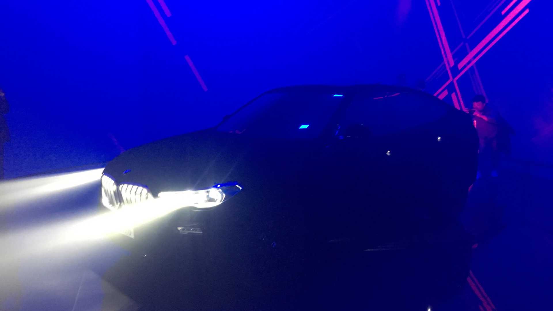 مشکی‌ترین خودروی جهان در نمایشگاه فرانکفورت (+عکس)