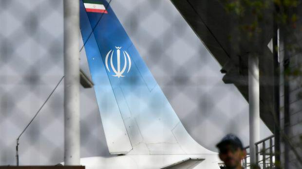 سفر ناگهانی ظریف به نشست سران گروه 7 سفر ناگهانی ظریف به نشست سران گروه 7