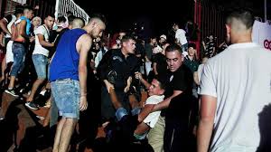 الجزایر؛ استعفای وزیر فرهنگ در پی مرگ چند نفر در کنسرت الجزایر؛ استعفای وزیر فرهنگ در پی مرگ چند نفر در کنسرت