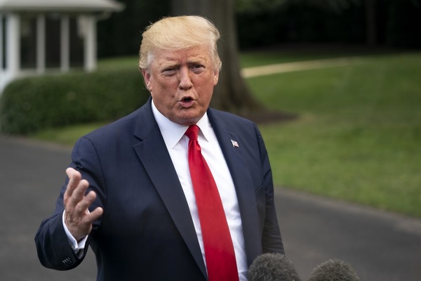 ترامپ: دموکرات‌ها نمی‌گذارند هیچ کاری انجام شود