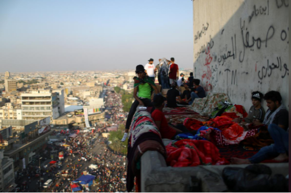 ساختمان توخالی مقر معترضان عراق (+عکس)