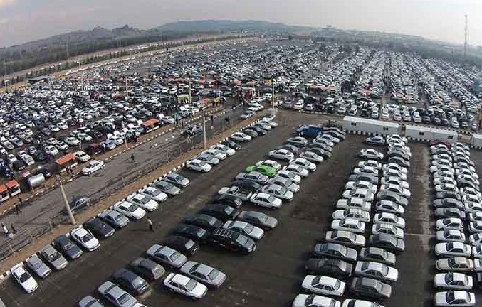 مدیر عامل ایران خودرو: خودروهای ناقص این شرکت تا دی ماه صفر می‌شود