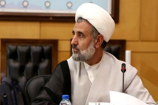 حمله نماینده قم به روحانی: وظیفه من به زیر کشیدن آقای رئیس جمهور است