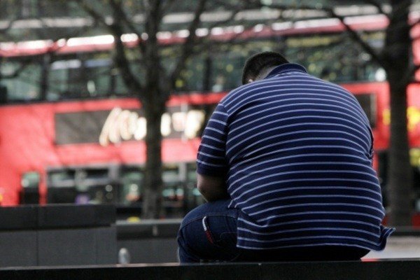 خطراتی که افراد چاق را تهدید میکند خطراتی که افراد چاق را تهدید میکند