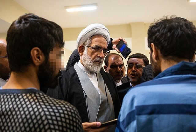 دادستان کل کشور: همه دستگیرشدگان حوادث سهمیه بندی بنزین از وضعیت زندان و نگهداریشان راضیاند دادستان کل کشور: همه دستگیرشدگان حوادث سهمیه بندی بنزین از وضعیت زندان و نگهداریشان راضیاند