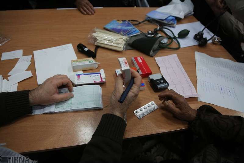 ۴۶ درصد مردم خوددرمانی میکنند ۴۶ درصد مردم خوددرمانی میکنند