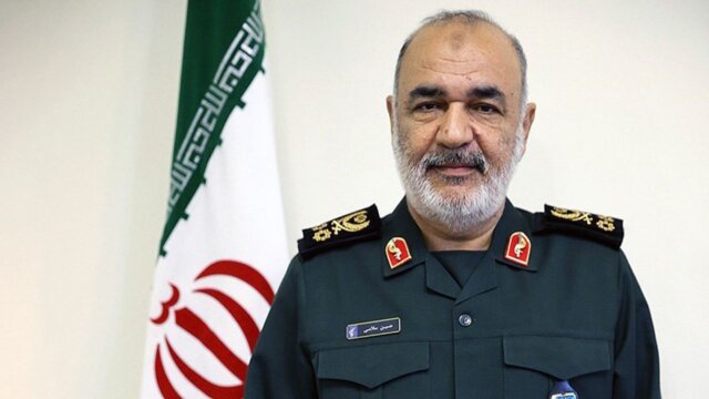 فرمانده کل سپاه: تعهد دادهایم کشور را در همه زمینهها از بیگانگان بینیاز کنیم فرمانده کل سپاه: تعهد دادهایم کشور را در همه زمینهها از بیگانگان بینیاز کنیم