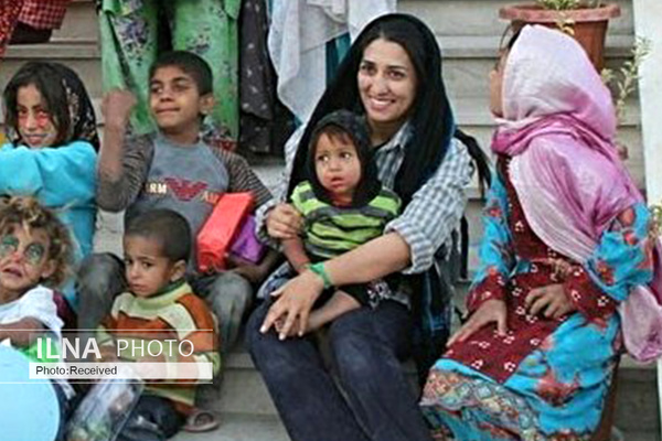 بازداشت زهره صیادی، فعال حقوق کودکانِ بیشناسنامه بازداشت زهره صیادی، فعال حقوق کودکانِ بیشناسنامه