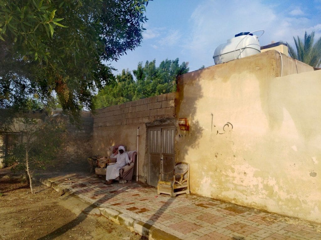 گزارشی از زیست بومیان و کارگران مهاجر در منطقه آزاد: مطرودان کیش