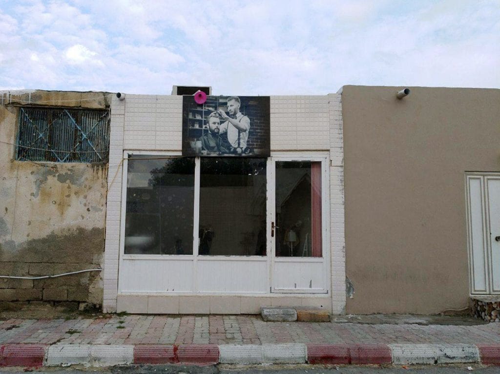 گزارشی از زیست بومیان و کارگران مهاجر در منطقه آزاد: مطرودان کیش