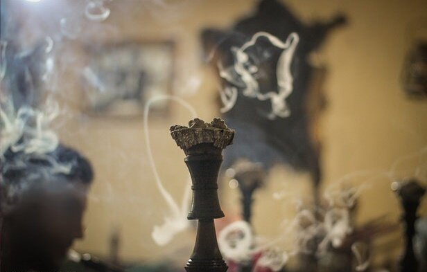 مصرف سیگار و قلیان در قهوه خانهها همچنان ممنوع ماند مصرف سیگار و قلیان در قهوه خانهها همچنان ممنوع ماند