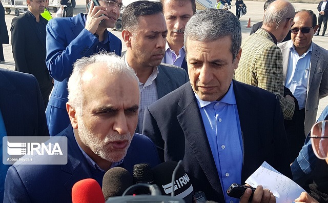 وزیر اقتصاد: تجارت خارجی کشور از ۶۰ میلیارد دلار فراتر رفت وزیر اقتصاد: تجارت خارجی کشور از ۶۰ میلیارد دلار فراتر رفت