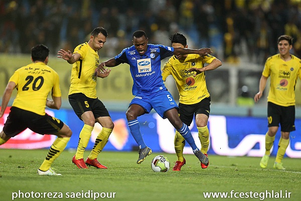 «سپاهان – استقلال»ی که پرسپولیس را قهرمان کرد سپاهان استقلال