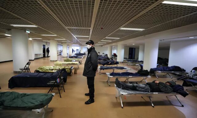 کاخ جشنواره کن میزبان بیخانمانها شد کاخ جشنواره کن