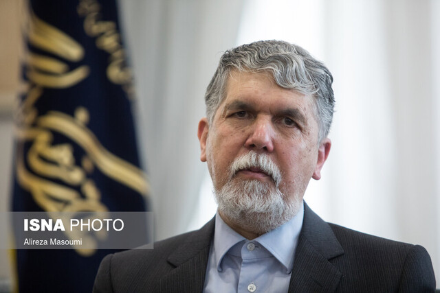 وزیر ارشاد: موافقت دولت با برقراری بیمه بیکاری اهالی فرهنگ، هنر و رسانه صالحی