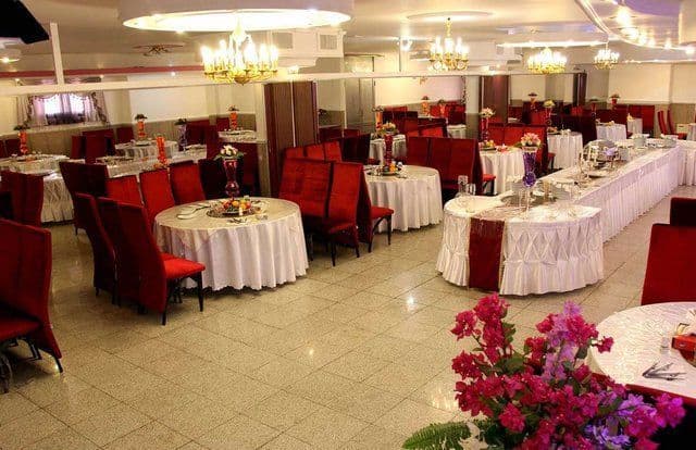 فعالیت مشروط تالارهای پذیرایی تهران از هفته آینده در صورت موافقت استانداری تالارهای پذیرایی