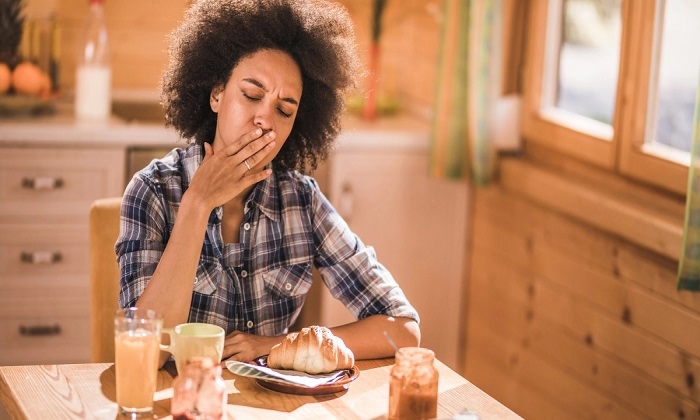 آیا اضطراب می‌تواند طعمی فلزی در دهان ایجاد کند؟