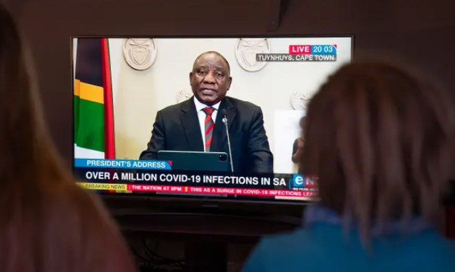 کرونا: از ممنوع شدن فروش مشروبات الکلی در آفریقای جنوبی تا تدبیر دولت اسپانیا برای شهروندانی که واکسن نخواهند زد کرونا: از ممنوع شدن فروش مشروبات الکلی در آفریقای جنوبی تا تدبیر دولت اسپانیا برای شهروندانی که واکسن نخواهند زد