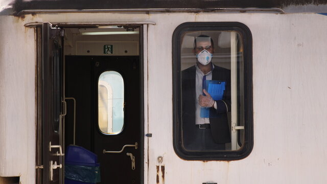 ساخت مستند «A_B_C_D» با محوریت کرونا مستند «A_B_C_D»