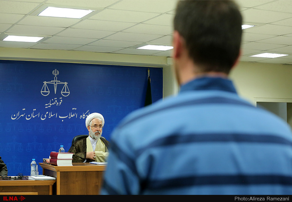 آغاز دادگاه رسیدگی به اتهامات ۲۱ متهم اخلال در نظام اقتصادی آغاز دادگاه رسیدگی به اتهامات ۲۱ متهم اخلال در نظام اقتصادی