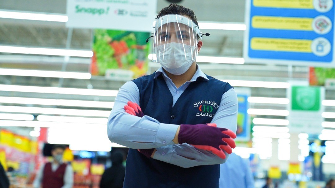 با قهرمانان این روزهای سخت آشنا شوید