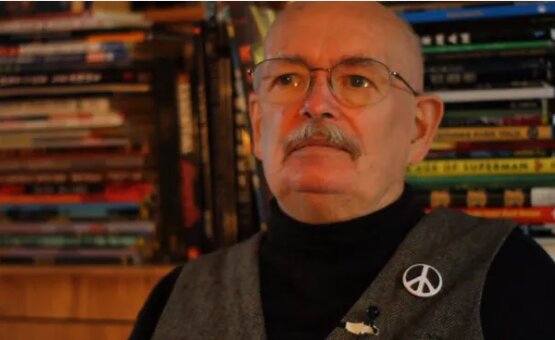 نویسنده «بتمن» درگذشت دنیس اونیل