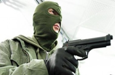 سرقت مسلحانه برای انتقام از همسایه سرقت مسلحانه برای انتقام از همسایه