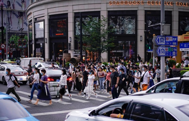 چک گسترده پیک و  مواد غذایی در پکن/ دلیل: موج جدید کرونا کرونا در شانگهای