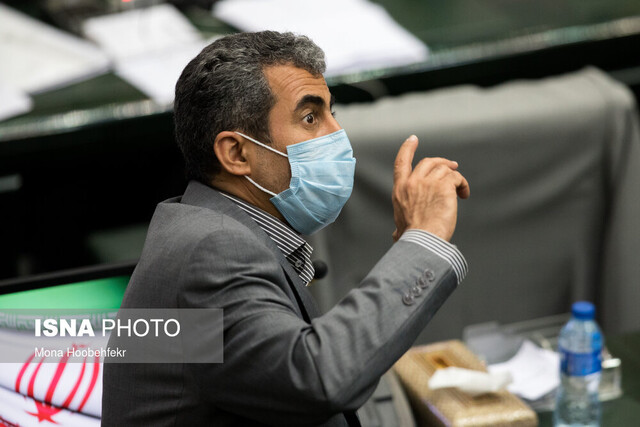 رییس کمیسیون اقتصادی مجلس: اجازه نمیدهیم حتی یک نفر هم تسویه ارزی را انجام ندهد محمدرضا پورابراهیمی