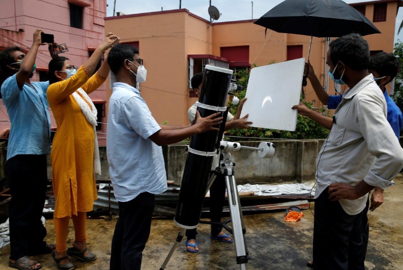 تصاویر آخرین خورشیدگرفتگی قرن در جهان  خورشیدگرفتگی هند