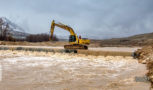 سیل در اردبیل جان ۲ نوجوان را گرفت سیل در اردبیل جان ۲ نوجوان را گرفت