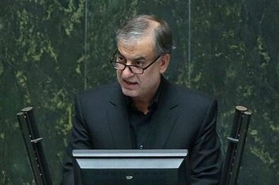 احمدی بیغش: هرگز نگفتم جزایر ایرانی به چینیها واگذار شده است/با شهامت میگویم خلط کلامی بود احمدی بیغش: هرگز نگفتم جزایر ایرانی به چینیها واگذار شده است/با شهامت میگویم خلط کلامی بود