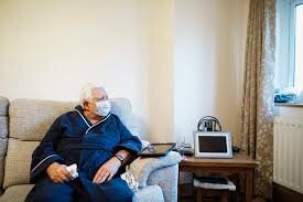 نکاتی درباره نگهداری از بیماران دارای کرونا در خانه بیمار در خانه