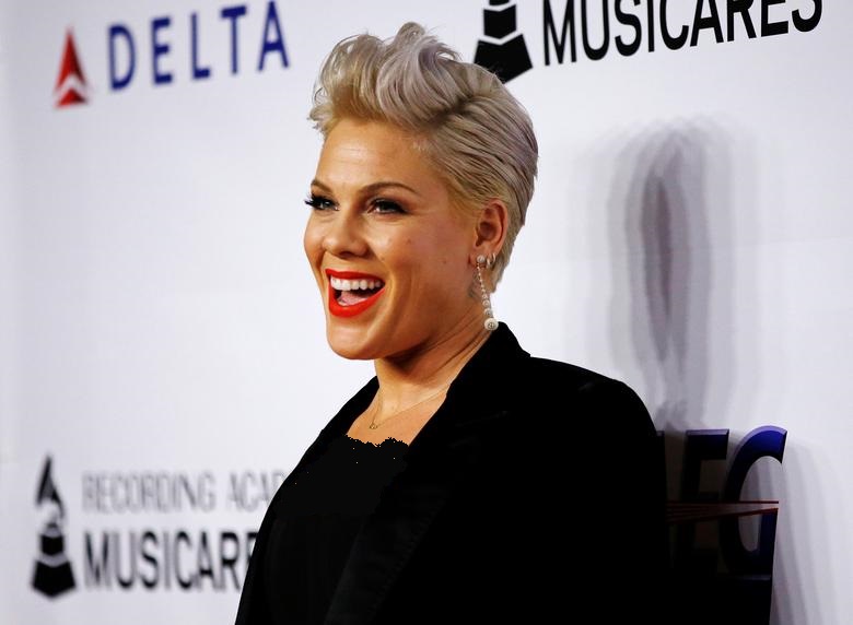 افراد برجسته مبتلا به کرونا در جهان (+عکس) افراد برجسته مبتلا به کرونا در جهان (+عکس)